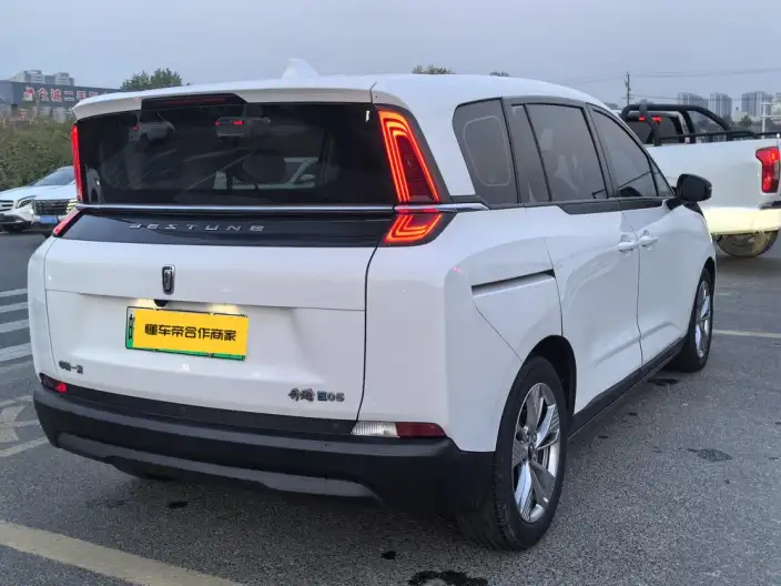 BESTUNE NAT 2022 Model Smart Enjoy Travel Edition 100kW 419km – фото 6