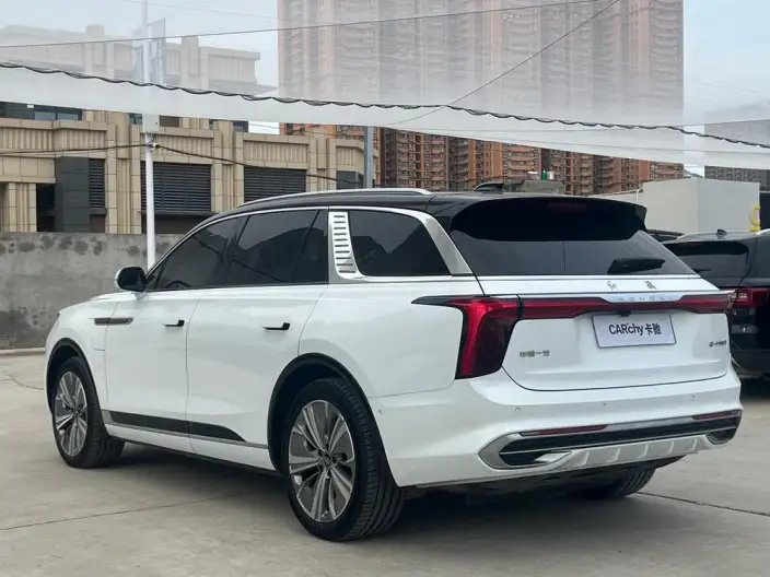 HONGQI E-HS9 2022 Model 690km Flag Xiang Edition VI seat