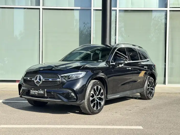 Mercedes-Benz GLC 2024 Model GLC 260 L 4MATIC Dynamic Model 5 seat