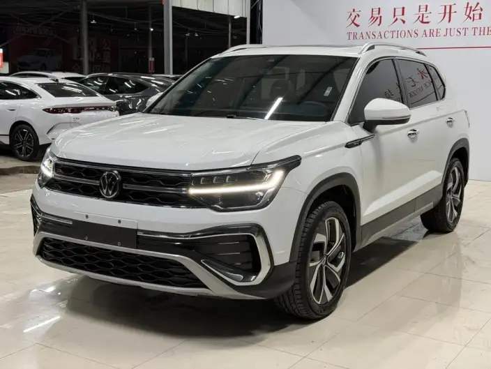 Volkswagen Tharu 2024 Model 300TSI 2WD Full Moon Edition