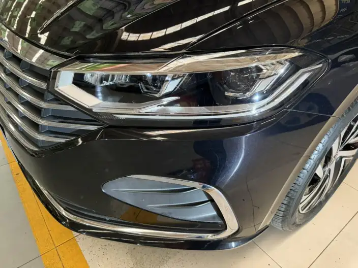 Volkswagen Lavida 2023 Model Facelift 1.5L Automatic Five million editions – фото 7