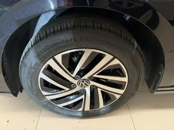 Volkswagen Lavida 2023 Model Facelift 1.5L Automatic Five million editions – фото 8