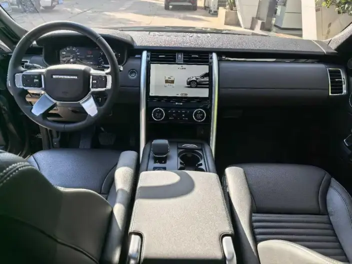 Land Rover Discovery 2026 Model 360PS S