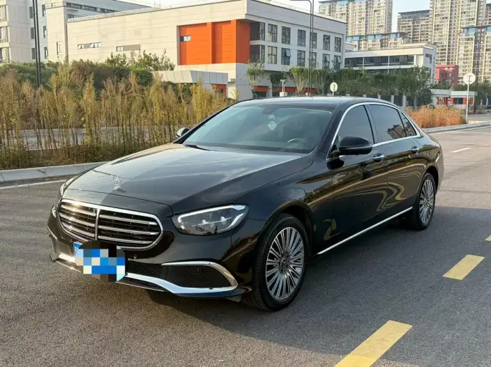 Mercedes-Benz E-Class 2023 Model E 300 L Fashion Model sedan