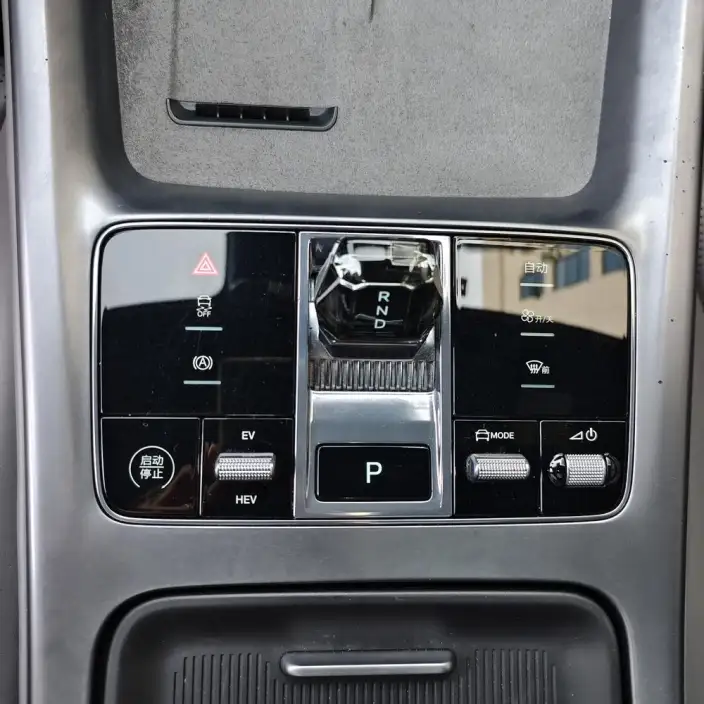 BYD Seal DM 2024 Model Honor Edition DM-i 1.5L 121KM Noble Model – фото 9