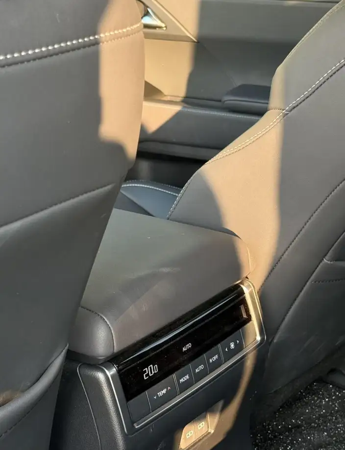 Lexus GX 2025 Model 3.4T Automatic 4WD 7 seat Parallel Imported – фото 9