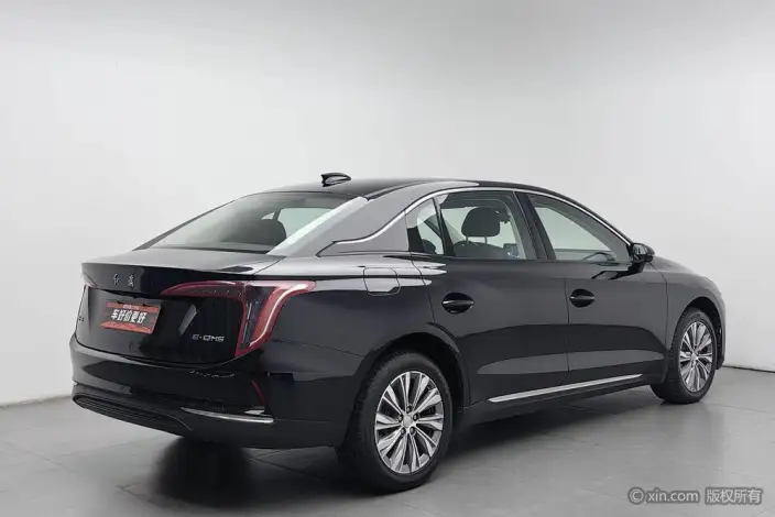 Hongqi E-QM5 2023 Model 620KM PLUS Edition