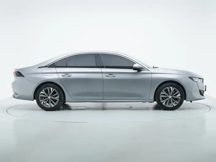 Peugeot 308 L 2022 Model 400THP PureTech Driver-controlled Edition – фото 8
