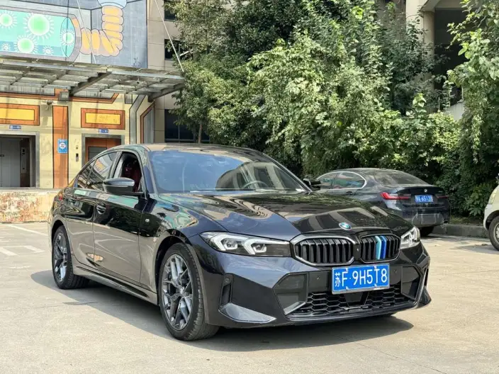 BMW 3 Series 2025 Model 330i M Sports Night Set