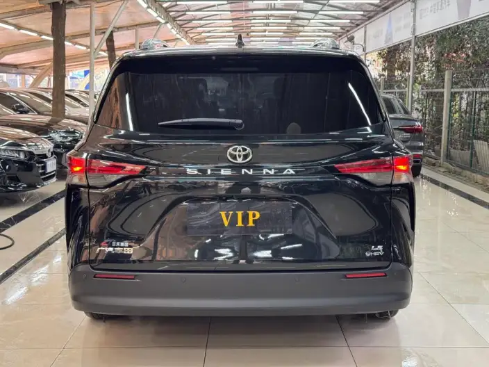 Toyota Sienna 2024 Model Hybrid 2.5L Comfort Edition