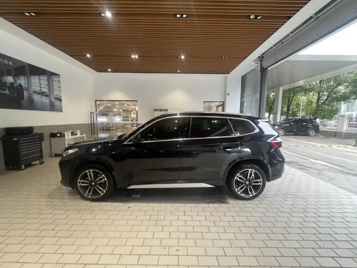 BMW X1 2023 Model sDrive25Li M Sports Set