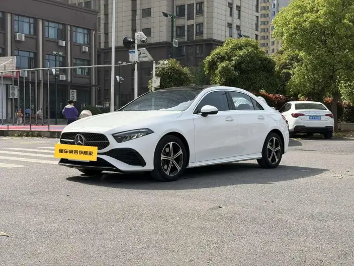 Mercedes-Benz A-class 2024 Model A 200 L Fashion Edition