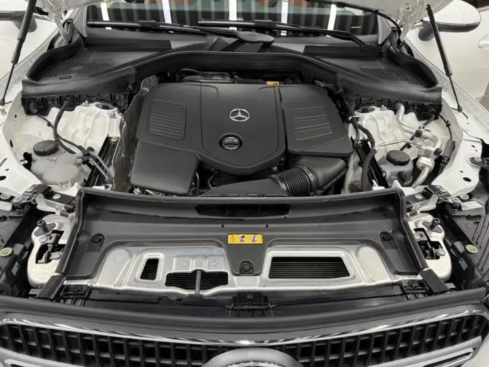 Mercedes-Benz GLC 2024 Model GLC 260 L 4MATIC Dynamic Model 5 seat – фото 5