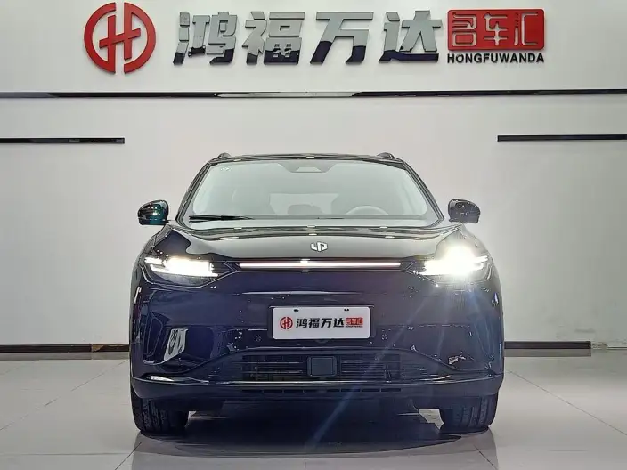 Leapmotor C11 2023 Model 580 4WD performance version – фото 2