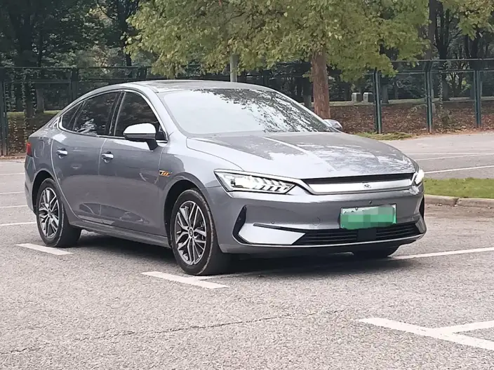 Qin Plus EV 2021 Model 500KM Noble Model