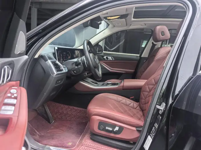 BMW X5 2023 Model xDrive30Li M Sports Set – фото 9