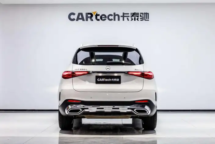 Mercedes-Benz GLC 2023 Model Facelift GLC 260 L 4MATIC Dynamic Model 5 seat – фото 5