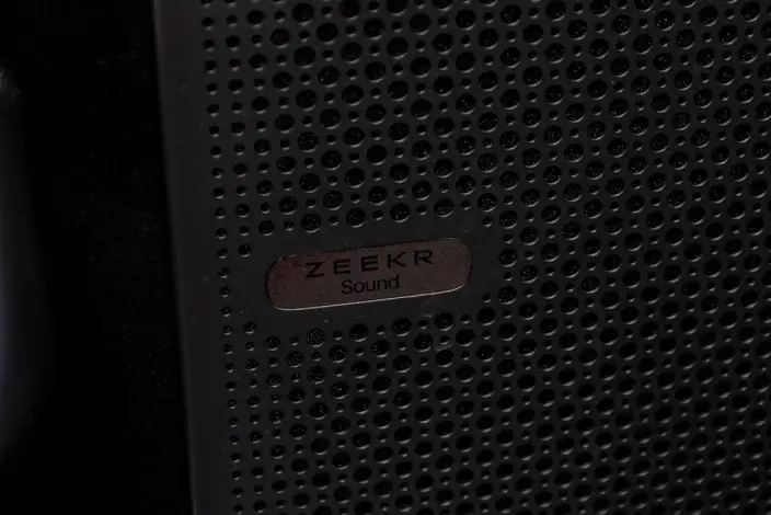 ZEEKR MIX 2025 Model 76kWh Smart Driving Edition – фото 10