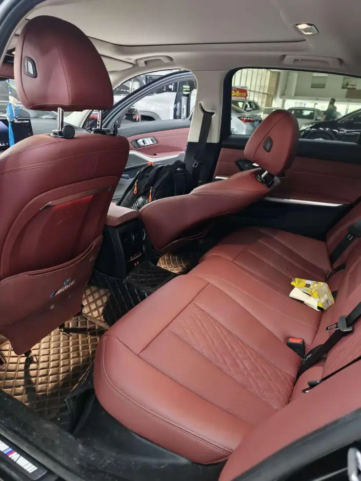 BMW 3 Series 2025 Model 330Li M Sports Night Set – фото 7