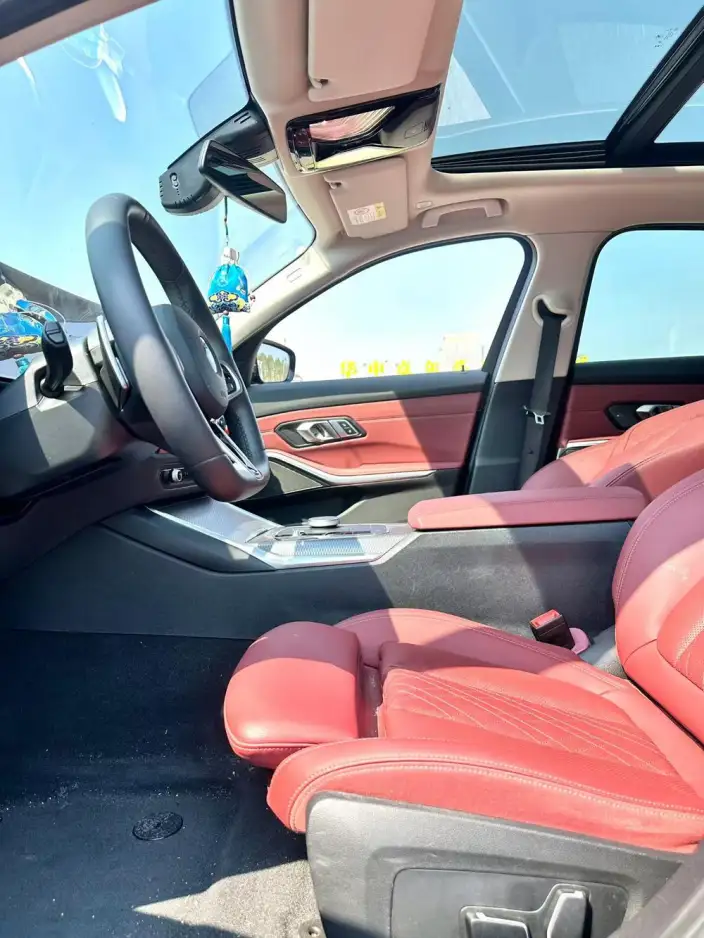 BMW 3 Series 2025 Model 330Li M Sports Night Set – фото 9