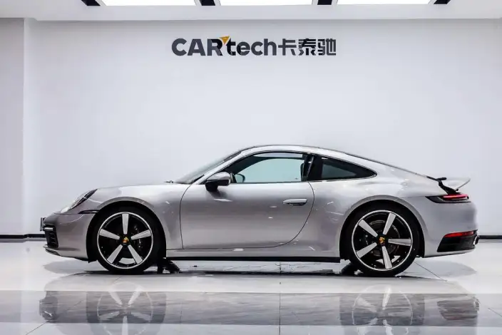PORSCHE 911 2023 Model Carrera 3.0T