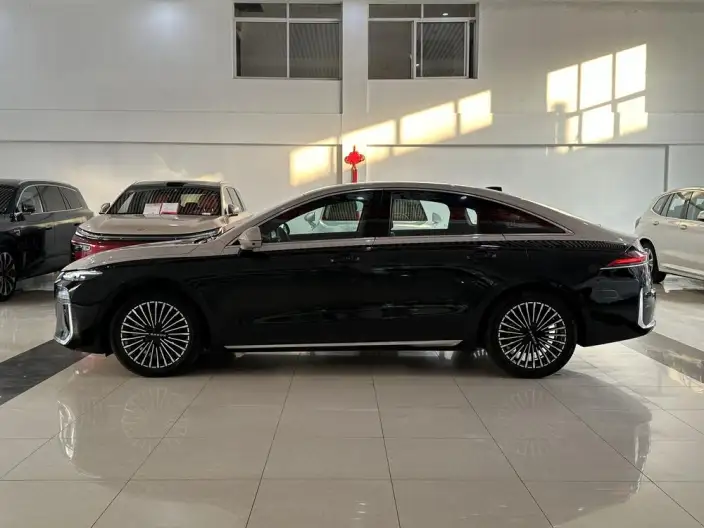 Roewe M7 DMH 2025 Model 160km Comfort Edition – фото 4
