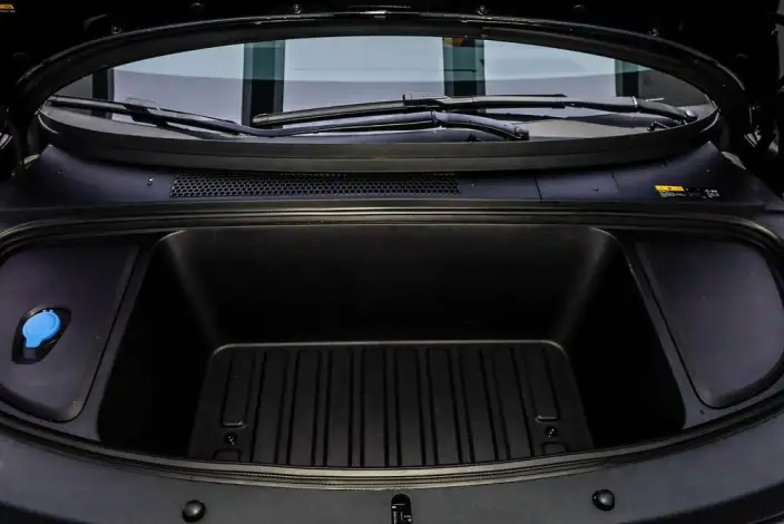Li Auto i6 2025 Model 4WD Standard Edition – фото 4