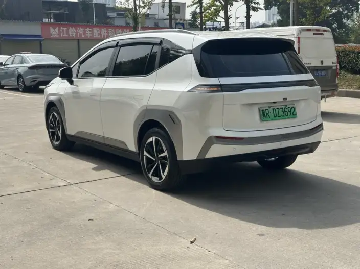 AION Y 2025 Model Plus 510 Smart Edition