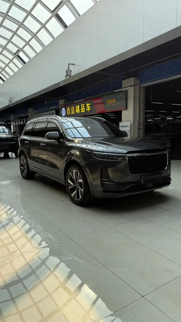 Li Auto ONE 2021 Model Extended Range 6 seat Edition