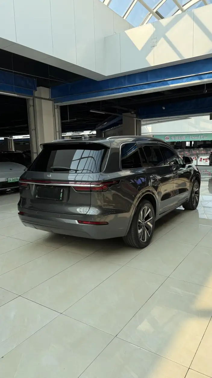 Li Auto ONE 2021 Model Extended Range 6 seat Edition – фото 10