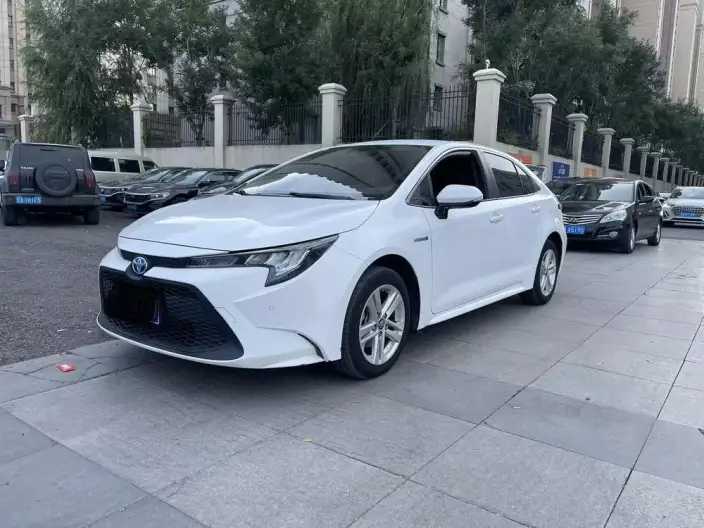 Toyota Levin 2022 Model Hybrid 1.8H E-CVT Leading version – фото 1