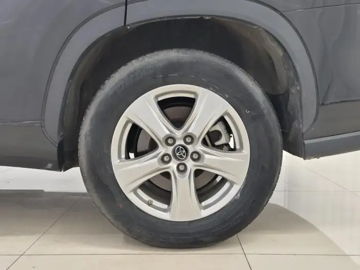 Toyota Highlander 2023 Model Hybrid 2.5L 4WD Elite Edition 7 seat – фото 9