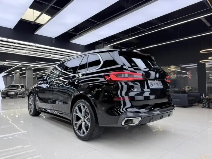 BMW X5 2022 Model Facelift xDrive 40Li M Sports Set – фото 5