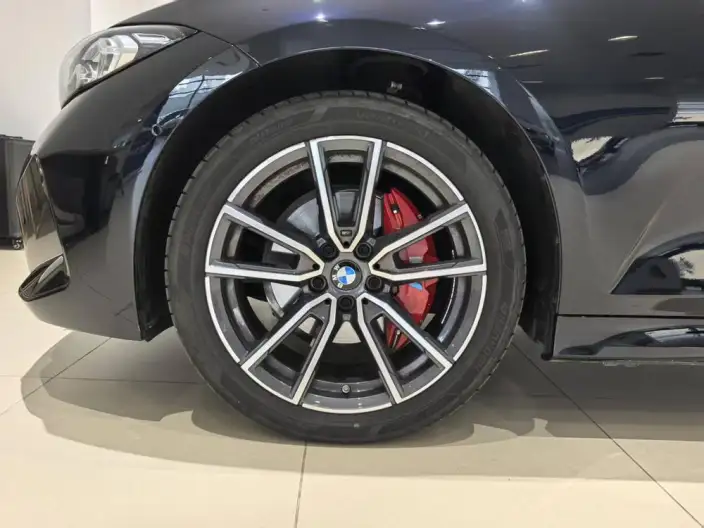 BMW 3 Series 2026 Model 325Li M Sports Set – фото 6