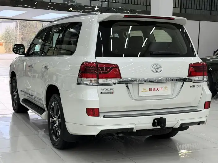 Land Cruiser （import 2021 Model 5.7L Automatic 4WD 8 seat Parallel Imported