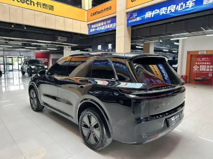 Li Auto L8 2024 Model Pro Edition