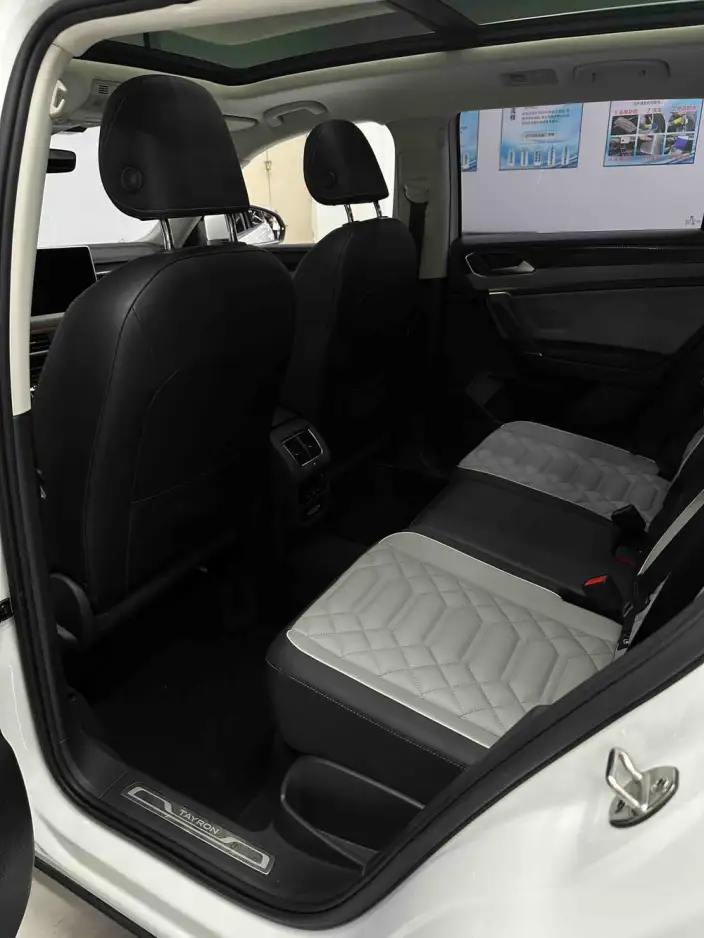 Volkswagen Tayron 2023 Model 280TSI 2WD Luxury Plus Advanced version – фото 9