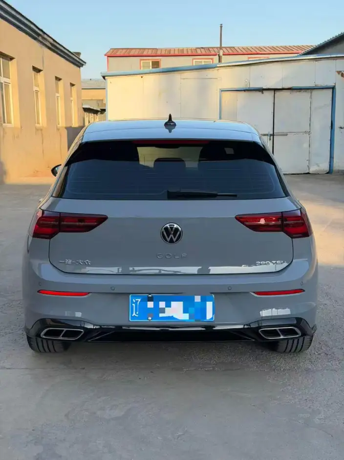 Volkswagen Golf 2021 Model 280TSI DSG 30th Anniversary Memorial Edition – фото 5