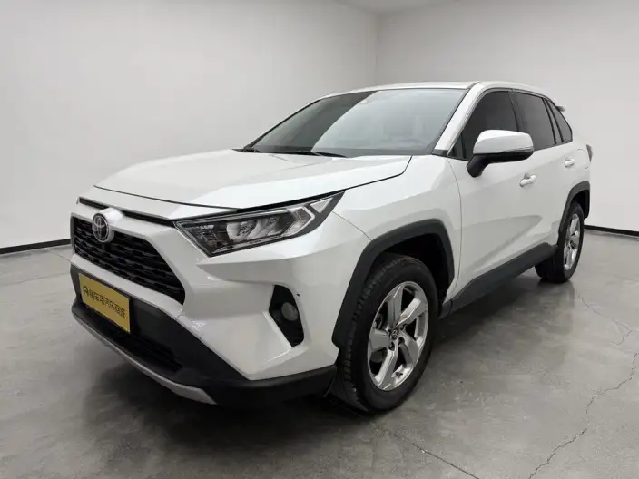 Toyota RAV4 2022 Model 2.0L CVT 2WD Fashion edition