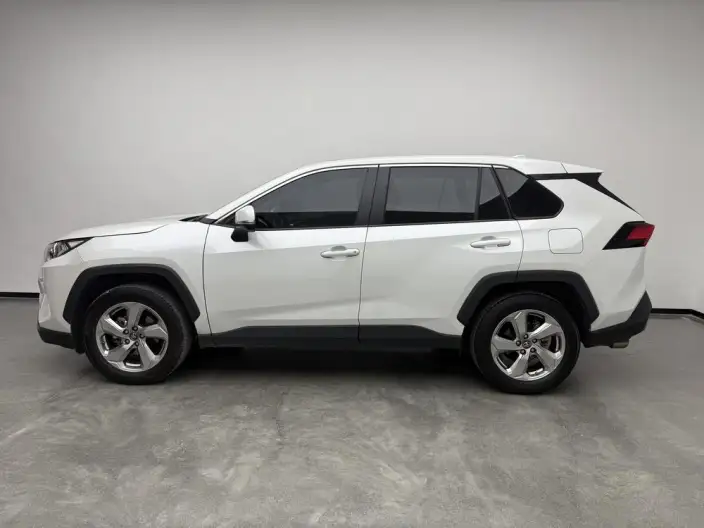 Toyota RAV4 2022 Model 2.0L CVT 2WD Fashion edition