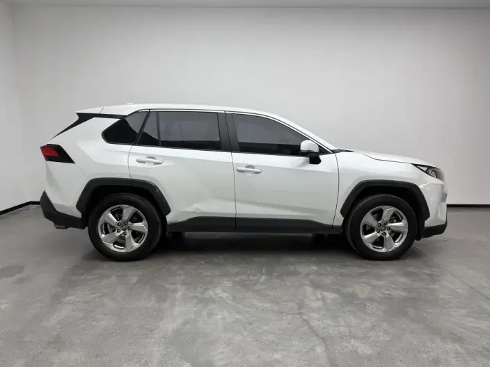 Toyota RAV4 2022 Model 2.0L CVT 2WD Fashion edition – фото 8