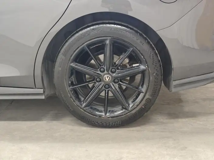 Changan UNI-V 2022 Model 1.5T Noble Model – фото 9