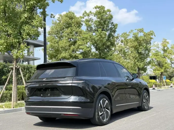 NIO ES8 2023 Model 75kWh – фото 7