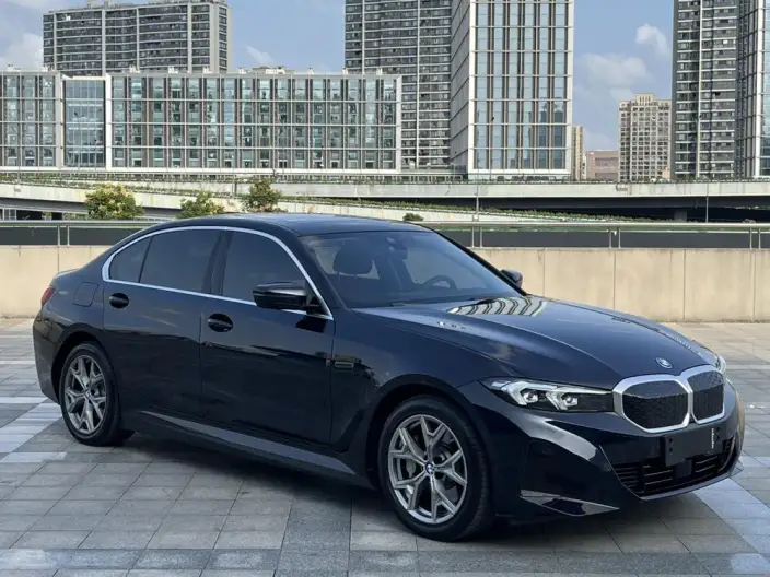 BMW i3 2025 Model eDrive35L – фото 3