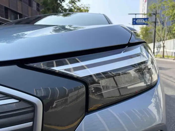 Audi Q4 e-tron 2024 Model 40 e-tron Genesis Edition – фото 6