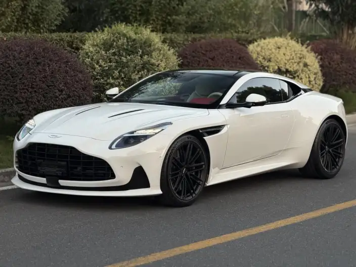 Aston Martin DB12 2024 Model 4.0T V8 Coupe – фото 1
