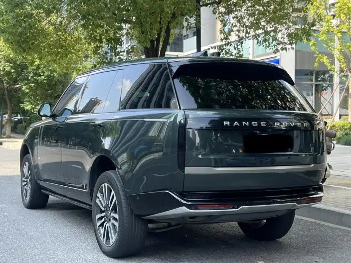 Range Rover 2024 Model 3.0 L6 400PS Shengshi Extended Edition