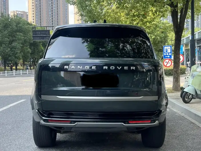 Range Rover 2024 Model 3.0 L6 400PS Shengshi Extended Edition