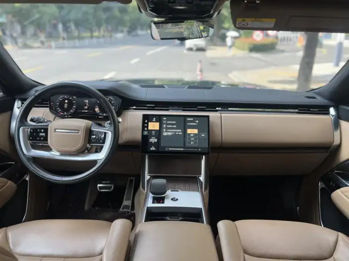 Range Rover 2024 Model 3.0 L6 400PS Shengshi Extended Edition – фото 7