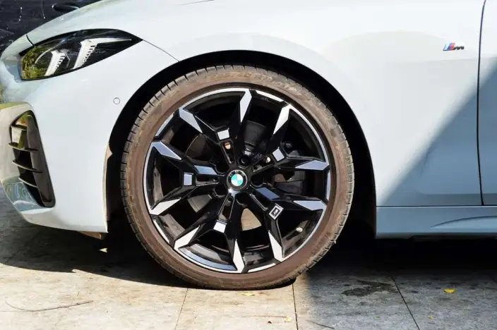 BMW 4 Series 2024 Model 430i M Sports Night Set – фото 7